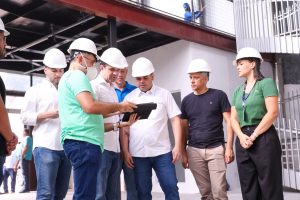Governador Roberto Cidade vistoria obras da Escola de Saúde Pública e da Policlínica e Ho…