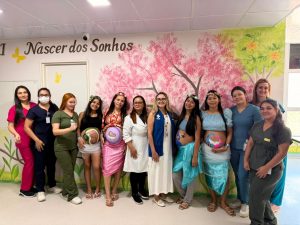 Acolhimento e informação: Instituto da Mulher Dona Lindu realiza encontro multiprofissional para gestantes