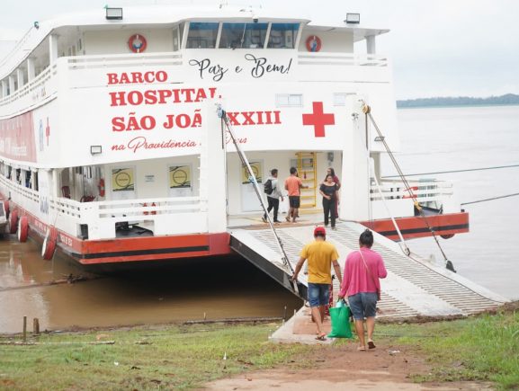 Barco Hospital São João XXIII retorna a Nhamundá neste domingo