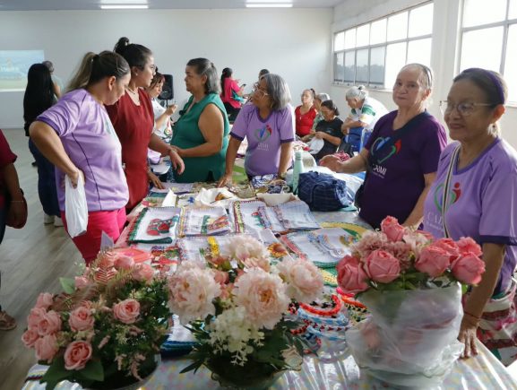 Feira de empreendedorismo valoriza o protagonismo da pessoa idosa no Caimi Dr. André Araú…
